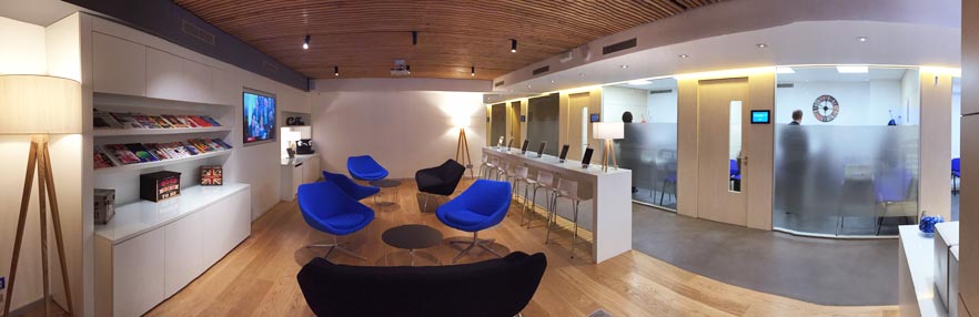 Sede de la escuela de inglés en calle Séneca de Barcelona en la que los cursos están subvencionados